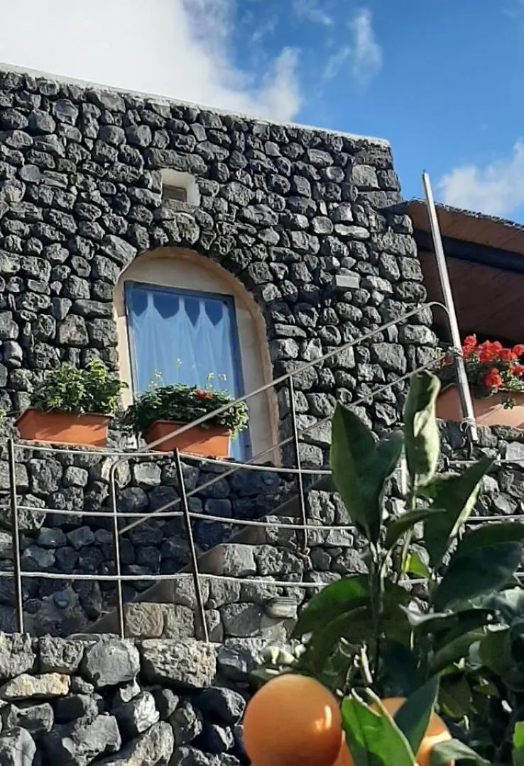 Dammusielenas Villa Pantelleria 0*,  Italy